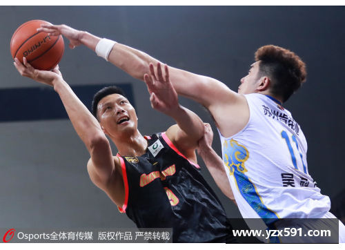 皇冠体育官方网站CBA季后赛火花四溅！广东宏远逆转取胜，晋级八强闪耀全场